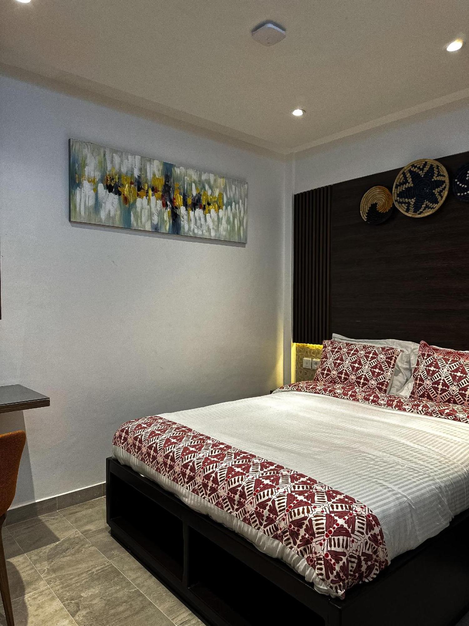 Klik Klak Appart Hotel 科托努 外观 照片