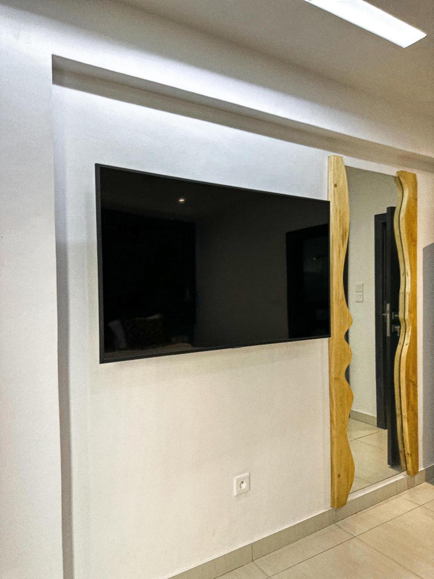Klik Klak Appart Hotel 科托努 外观 照片
