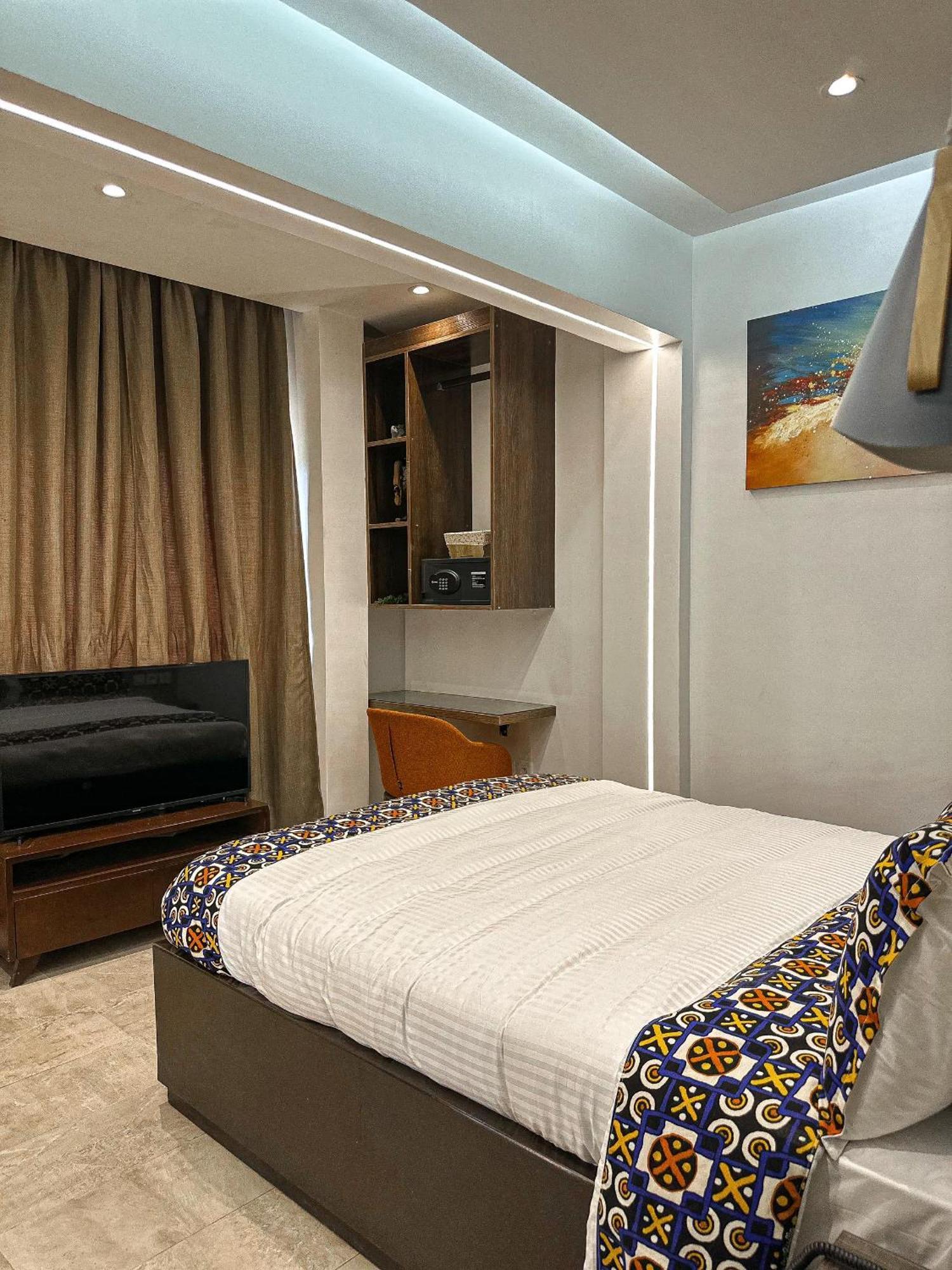 Klik Klak Appart Hotel 科托努 外观 照片
