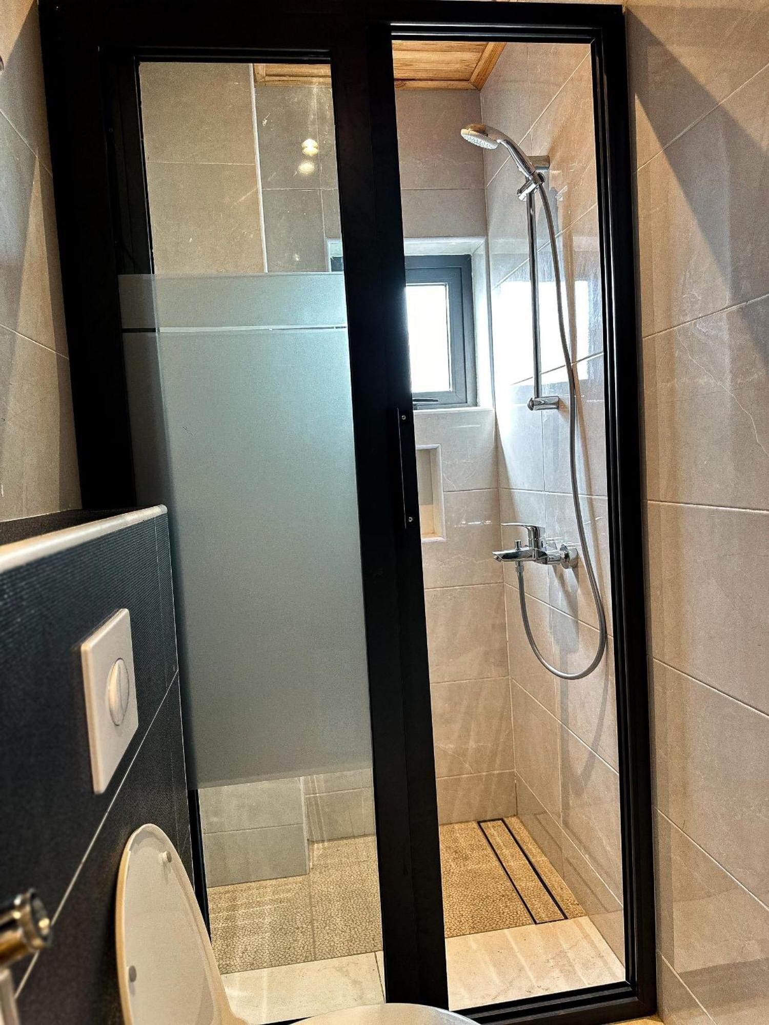 Klik Klak Appart Hotel 科托努 外观 照片